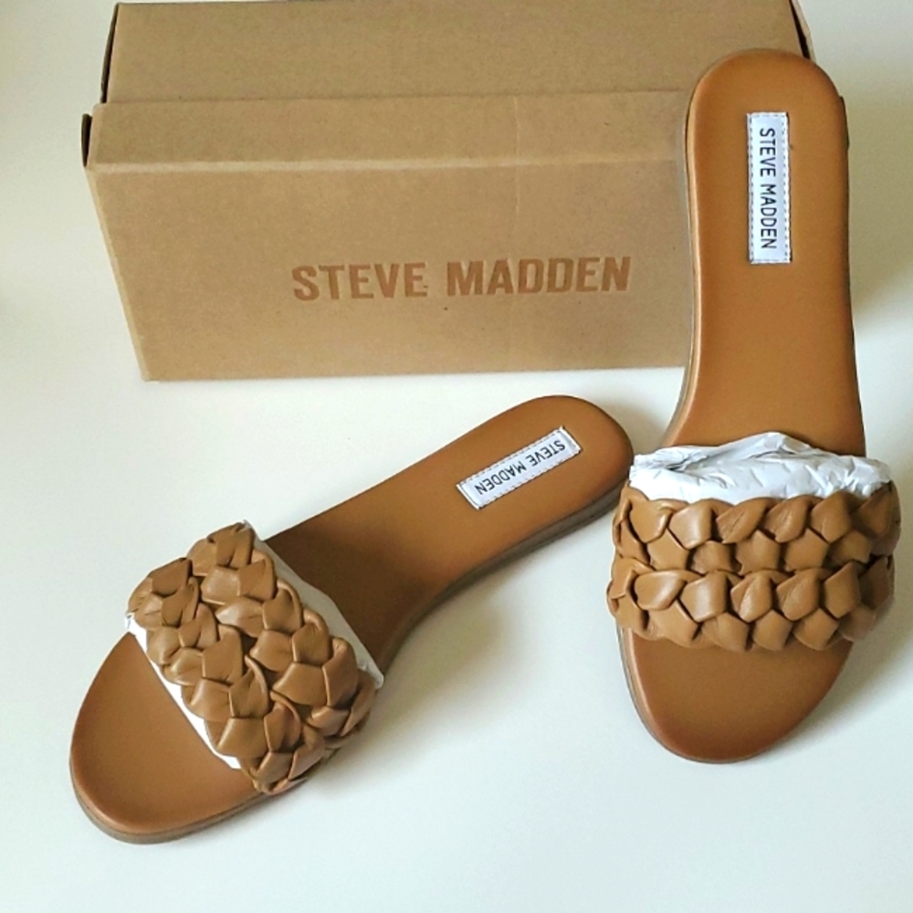 Steve Maddie size 11 Tan Sandals